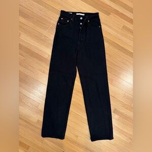Levi's Ribcage Straight Ankle High Rise Jeans, Size 25 - Black